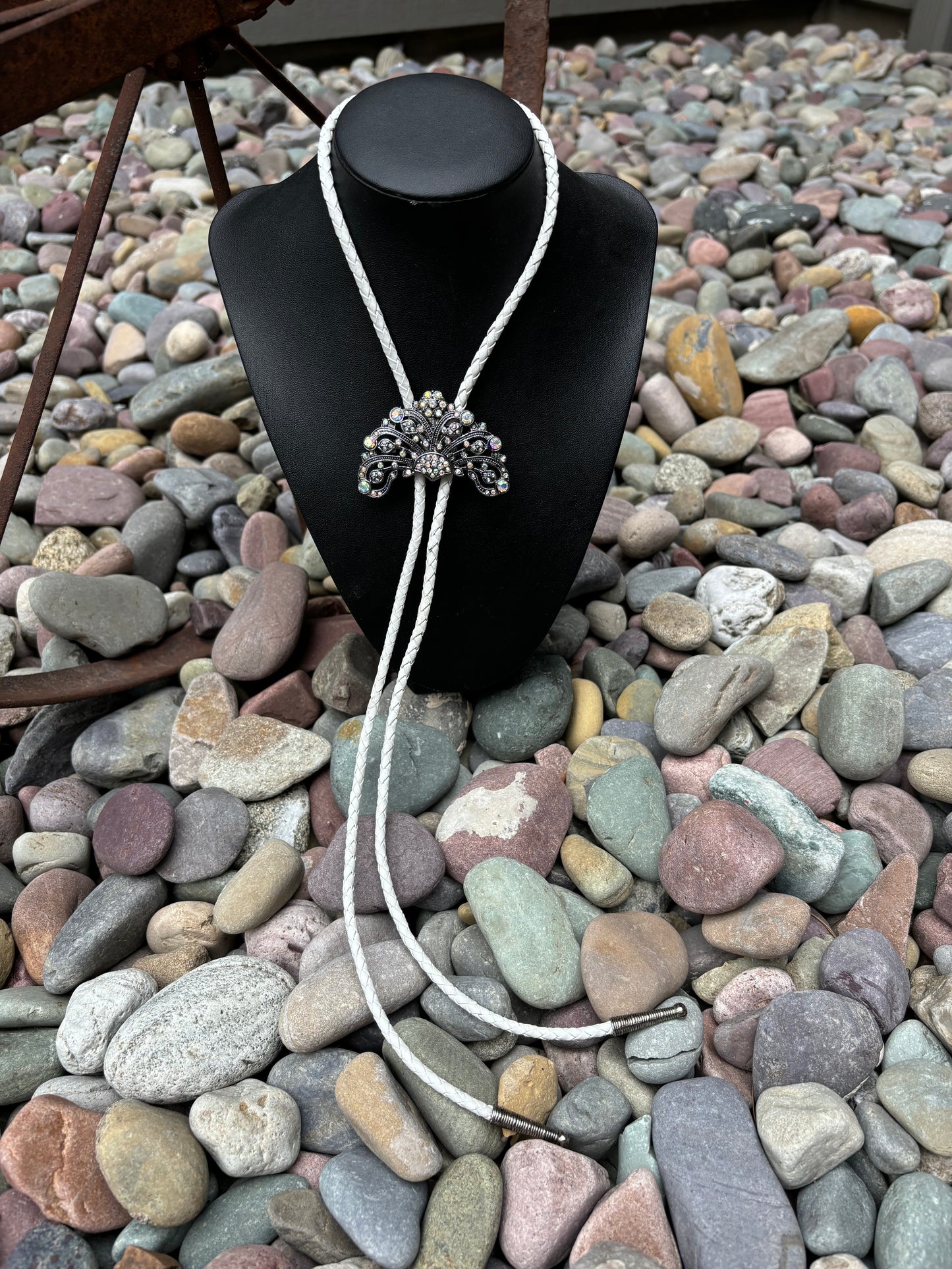 Rhinestone Brooch Bolo Necklace