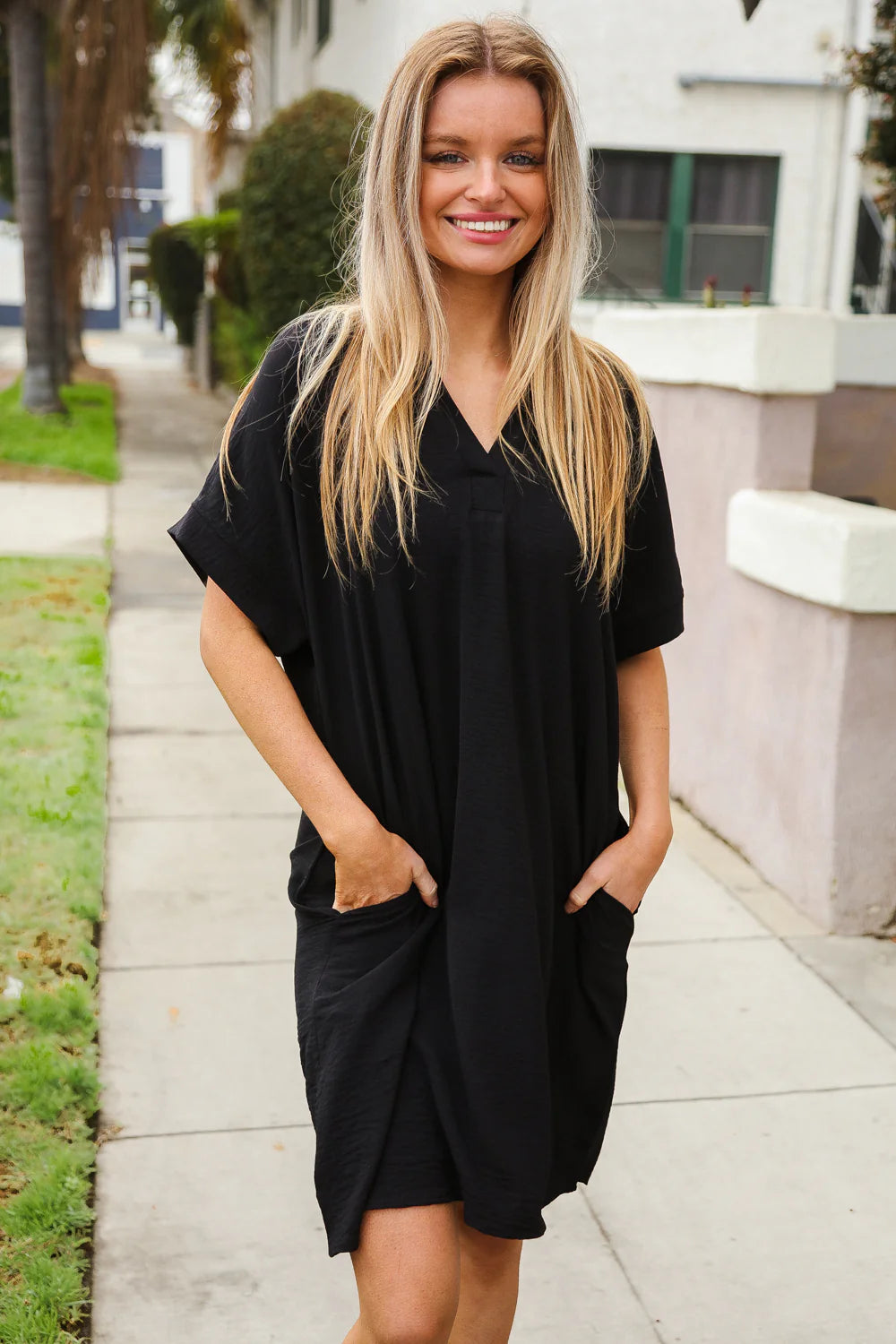 Black Pocket Dress