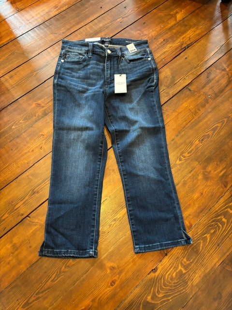 Judy Blue Dark Wash Capris