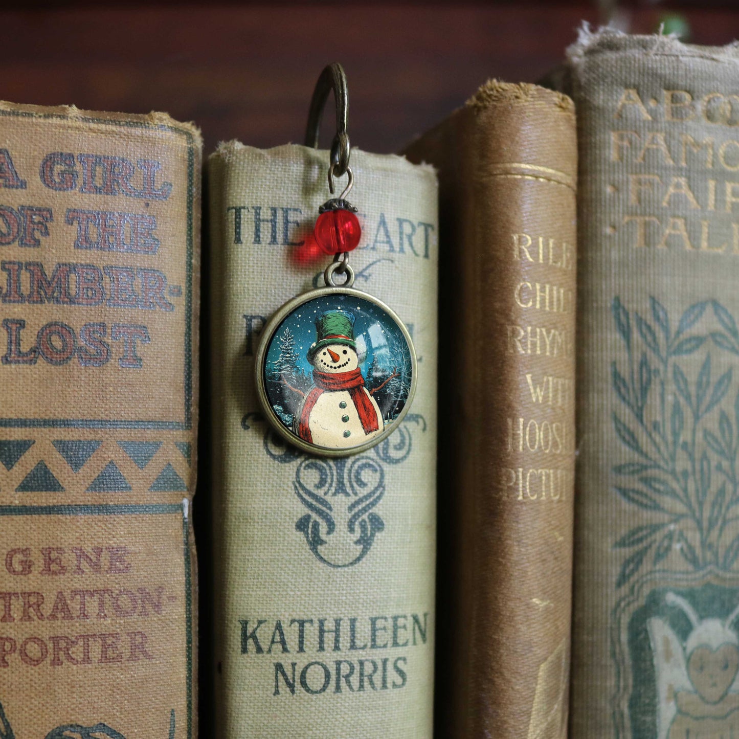 Snowman in Top Hat Christmas Book Hook