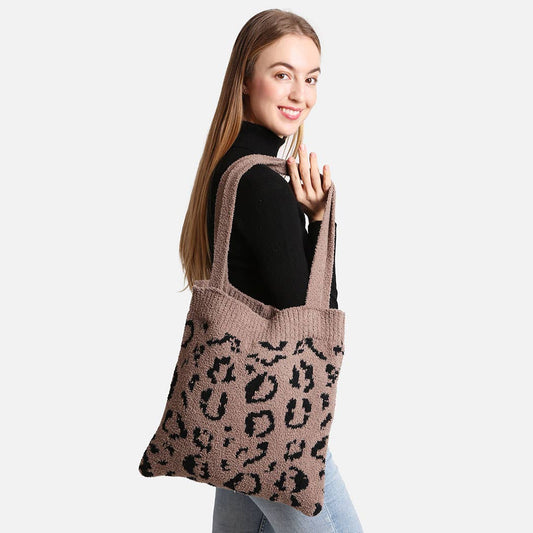 Cheetah Pattern Knit Shoulder Tote Bag