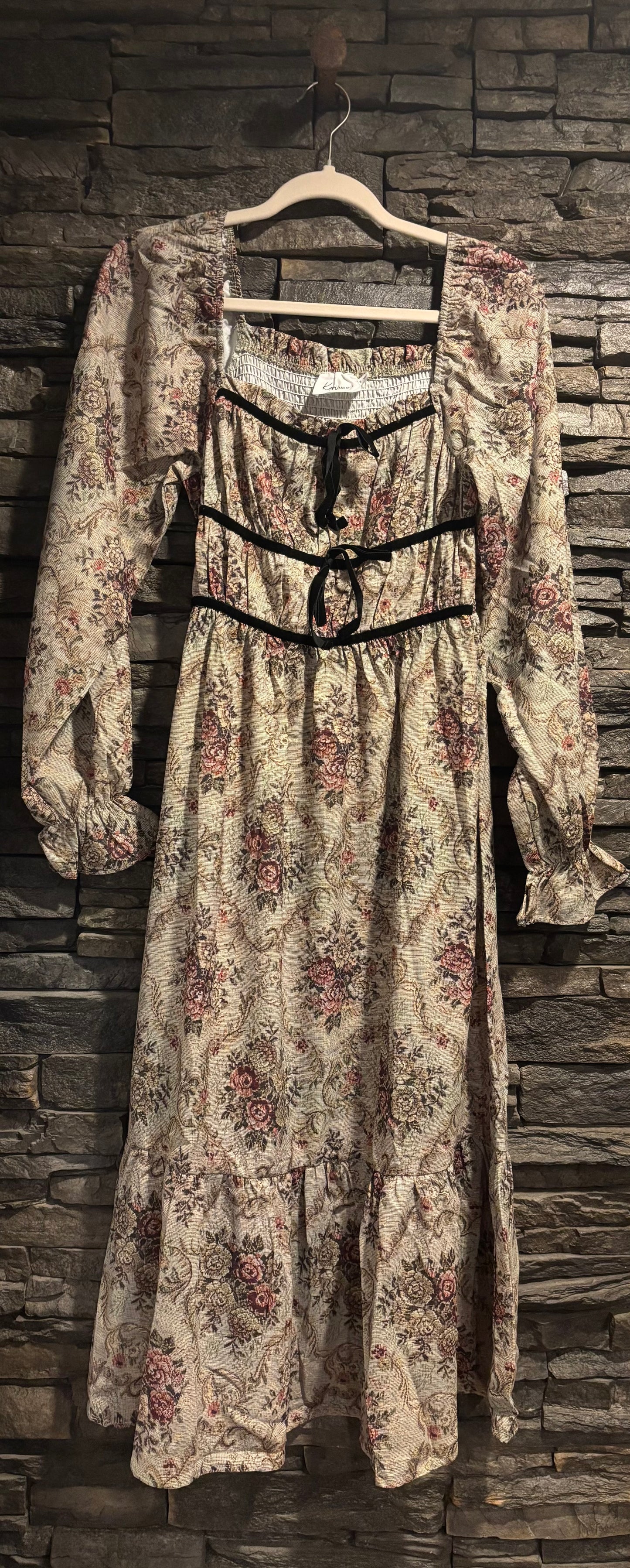 Shirred Smocking Vintage Floral Midi Dress