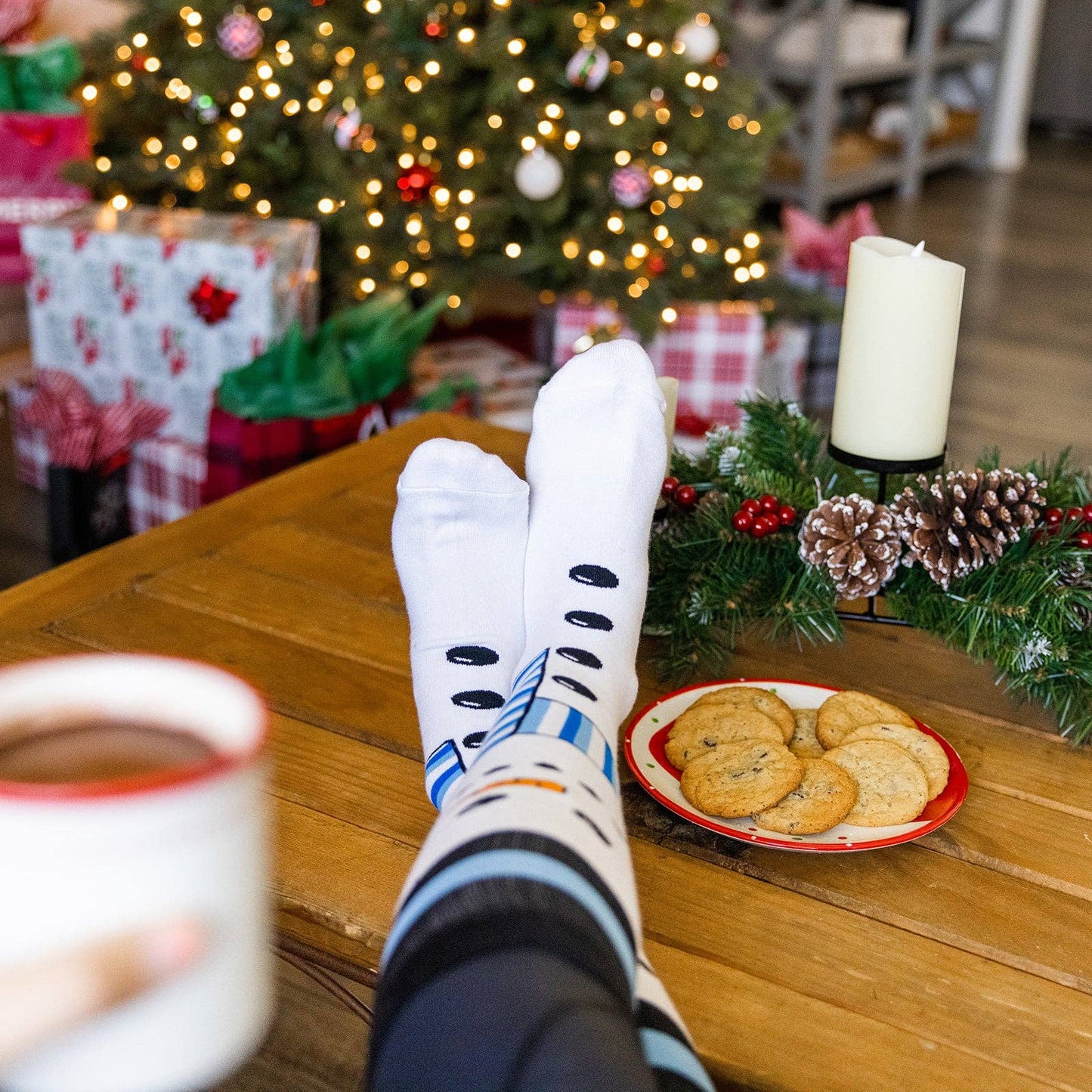 Snowflake & Snowman Knee High Socks (2 Pack)